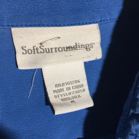 Womens Soft Surroundings Blouse Button Up Top Silk Office Work Career Wear - Picture 2 of 5